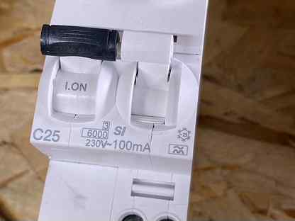 Дифференциальный автомат Acti9 iDPN N Vigi, 1P+N 25А кривая C, 100мА, тип Asi, 6кА A9D53625 Schneide
