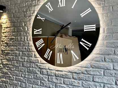 Зеркальные часы с подсветкой Miralls Tempo